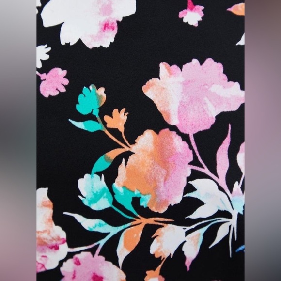 Torrid Underwire Halter Plunge Bikini Top Women’s Plus Size 5x D/DD - Picture 3 of 14